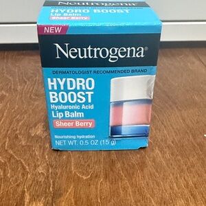 Neutrogena Hydro Boost Lip Balm in Sheer Berry